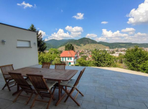 Grande maison avec vue panoramique